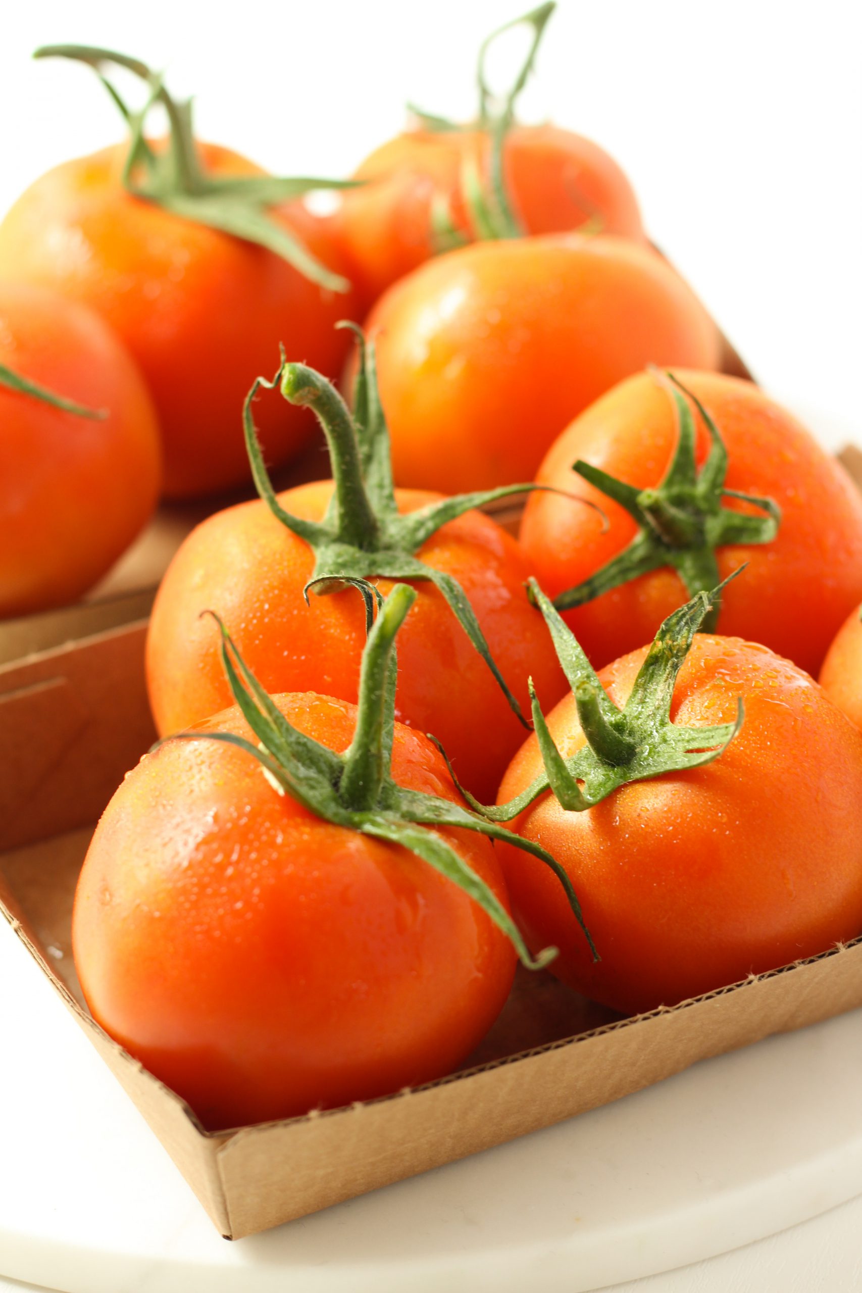 Fresh washed tomatoes 